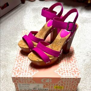 Gianni Bini Retro-Glam Pink Sandals